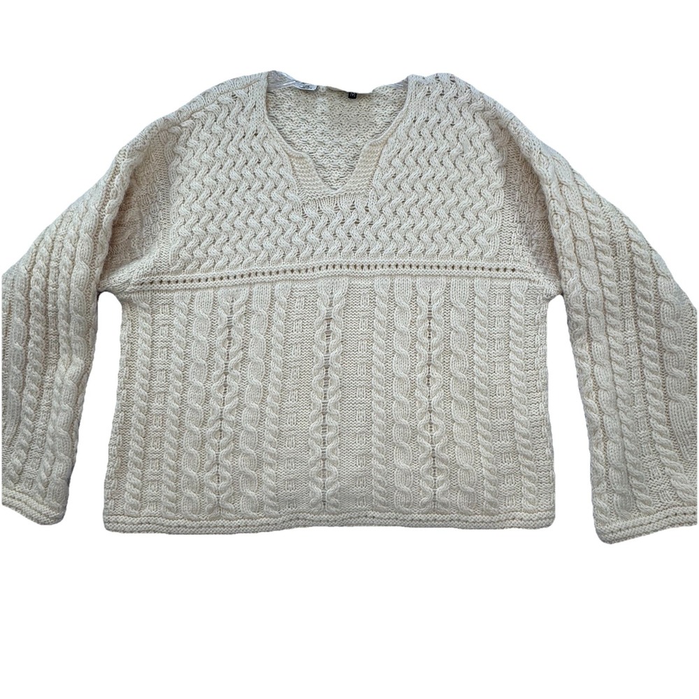 WESTERN ISLAND Sweater Womens Medium 100% Wool Cable Knit Ireland Boxey Oversize
